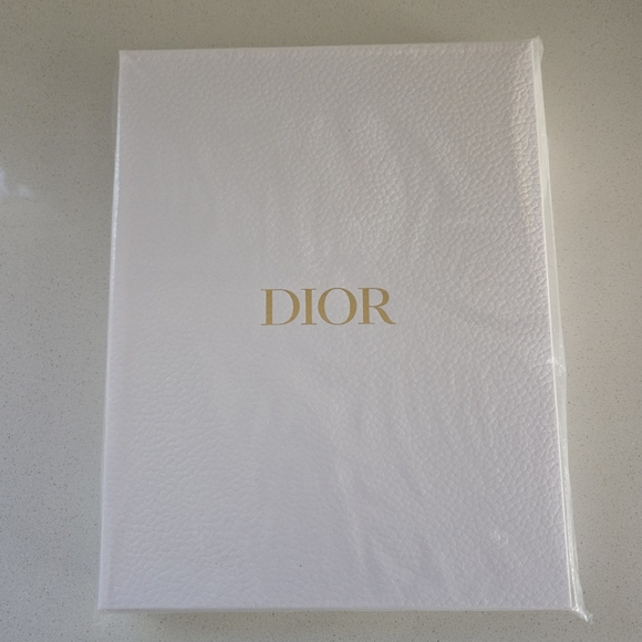 NIB Dior Exclusive Stationary Set - Picture 5 of 10